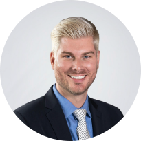 headshot of Joshua Halperin